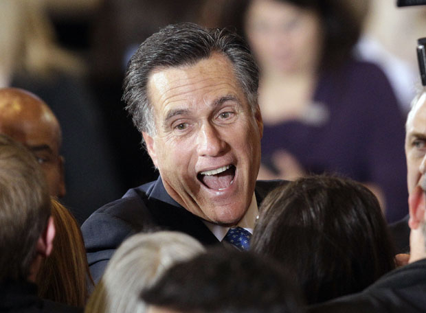 O pré-candidato republicano à presidência dos EUA Mitt Romney celebra suas vitórias nesta superterça em Boston, Massachusetts (Foto: AP)