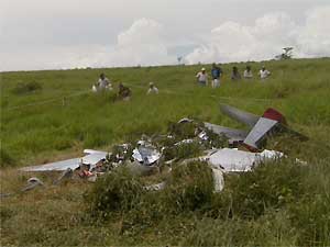 Dois morrem em queda de aeronave entre Nova Odessa e Americana (Foto: Reprodução EPTV)