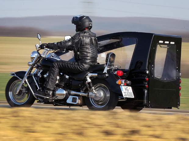 Motocicleta; fúnebre; Kawasaki; VN 1500; Joerg; Grossmann (Foto: Michael Probst /AP Photo)