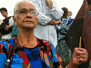 A aposentada Maria Luiza Campos vê a homenagem como uma forma de conscientização (Foto: Mônica Dias)