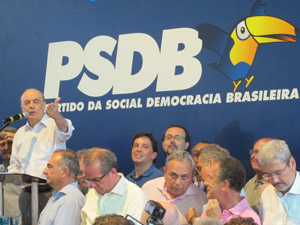 Serra discursa após anúncio do resultado das prévias do PSDB (Foto: Paulo Toledo Piza/G1)