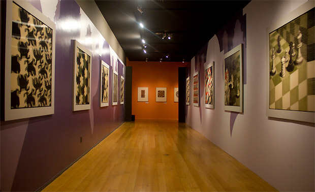 A mostra gratuita 'O mundo mágico de Escher' reuniu cerca de 92 obras, entre gravuras e desenhos (Foto: Divulgação)
