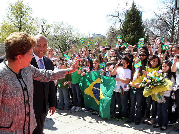 A presidente Dilma Rousseff em cerimônia de chegada a Boston (Foto: Roberto Stuckert Filho / Presidência)