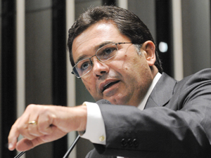 O senador Vital do Rêgo (PMDB-PB), durante discurso em plenário (Foto: Moreira Mariz/Agência Senado)