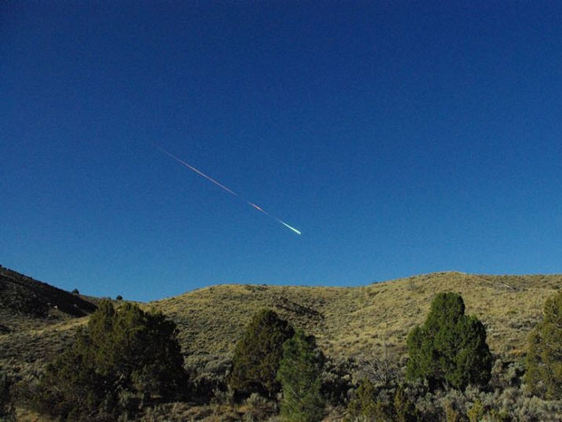 No domingo (22), a Nasa registrou a chuva de meteoros no estado de Nevada (Foto: AP Photo/Lisa Warren, NASA/JPL)