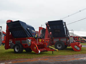 Agrishow 2012 apresenta equipamentos para produção agrícola em Ribeirão Preto, SP  (Foto: Leandro Mata/G1)