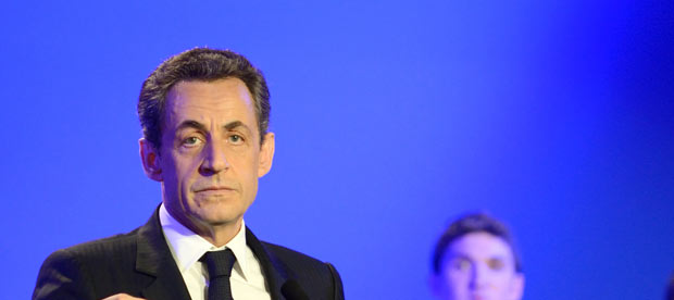 O presidente da França e candidato à reeleição, Nicolas Sarkozy, em campanha nesta sexta-feira (4) (Foto: AFP)