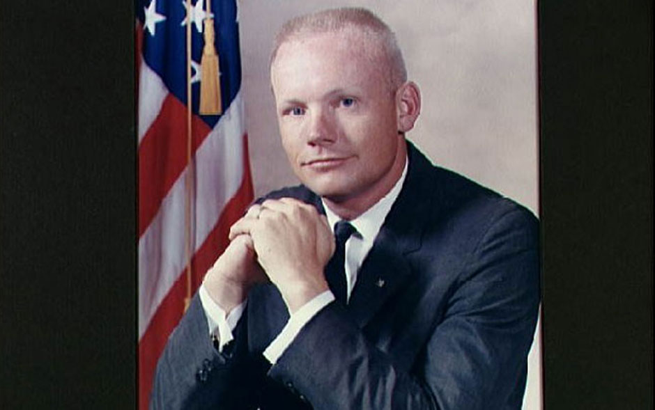 Retrato oficial de Neil Armstrong na Nasa.