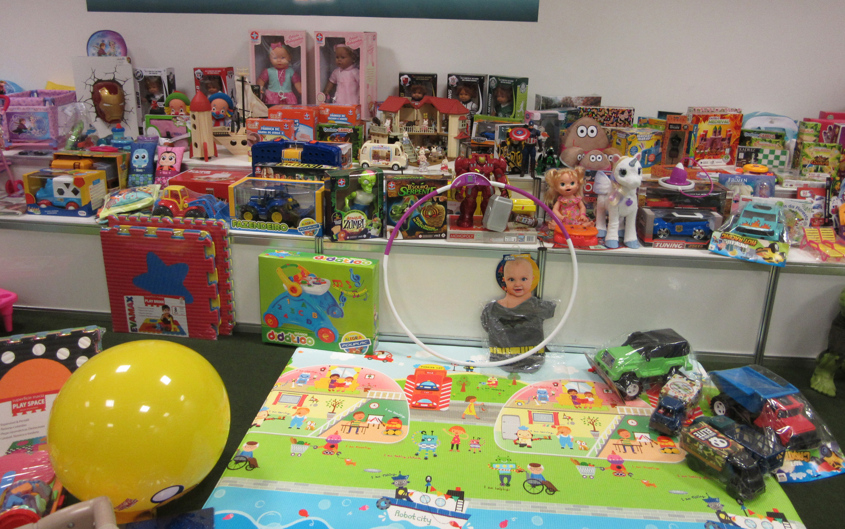 Feira reúne lançamentos de 180 expositores para profissionais do setor de brinquedos