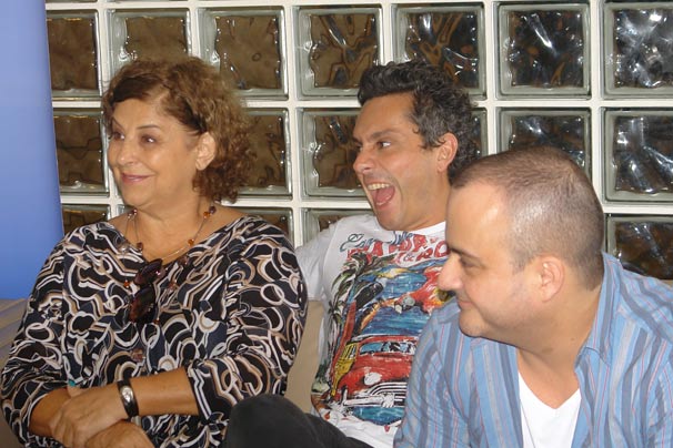 Equipe de Batendo Ponto é elogiada pelo diretor-geral José Lavigne (Foto: Divulgação TV Globo)