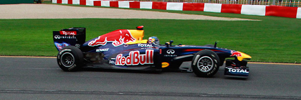 Vettel garantiu a melhor marca do dia: 1m23s529 (Foto: Reuters)
