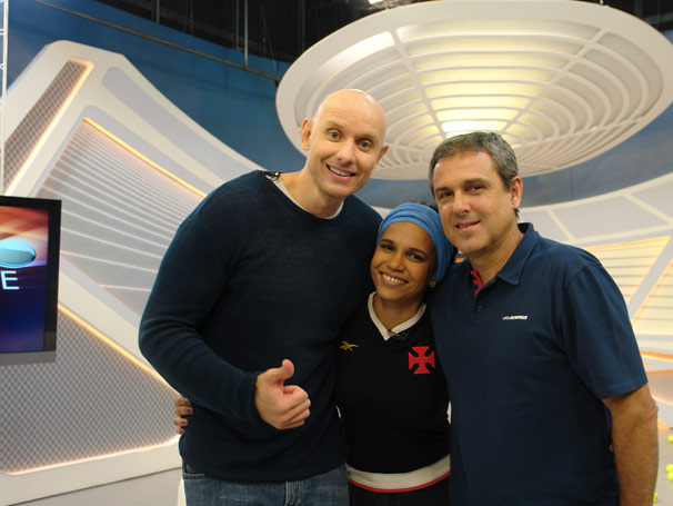 Teresa Cristina e o técnico José Roberto Guimarães (Foto: TV Globo/Gisele Gomes)