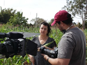 Marlene Taveira Cintra com o diretor do Criança Esperança Emerson Muzeli (Foto: Christina Fuscaldo)