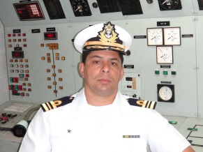 Comandante Marcelo Nascimento Marinha Navio Escola Brasil  (Foto: Divulgação )