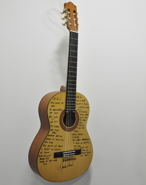 Frase mais criativa ganha violão autografado por Maria Gadú (Foto: Divulgação/ TV Globo)