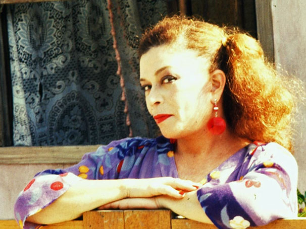 Lili Bolero (Consuelo Leandro) era uma cantora frustrada pela falta de sucesso (Foto: TV Globo / CEDOC)