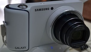 A Galaxy Camera de perto (TechTudo|Pedro Zambarda) (Foto: A Galaxy Camera de perto (TechTudo|Pedro Zambarda))
