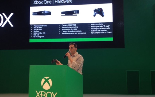 Francisco Sila, diretor de marketing da Microsoft, confirmou a produção nacional  do Xbox One durante a BGS 2013 (Foto: Pedro Cardoso/ TechTudo)