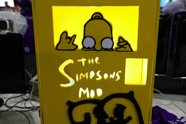 Casemod dos Simpsons 