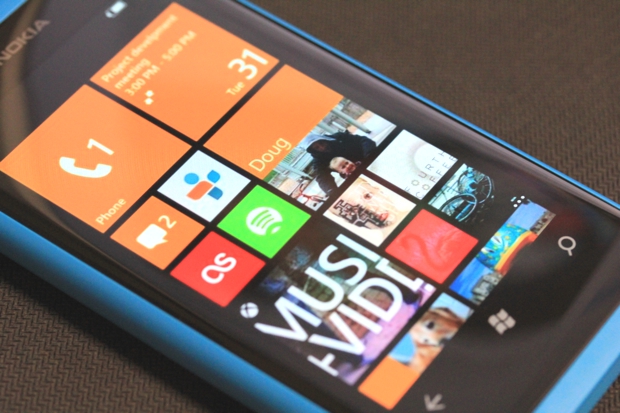 Nokia Lumia 800 em breve terá Windows Phone 7.8 (Foto: TechTudo)