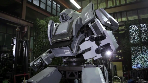 Indústria japonesa cria robô gigante que custa R$ 2,5 milhões (Foto: Divulgação)