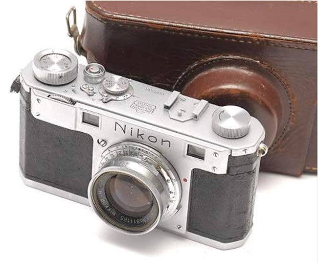 Câmera Nikon 1 que esté sendo vendida no eBay  (Foto: Divulgação)