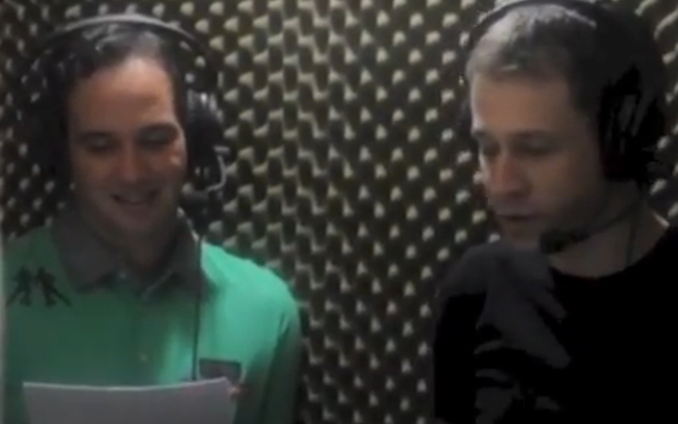 Caio Ribeiro e Tiago Leifert nas gravações de FIFA 13 (Foto: Reprodução)