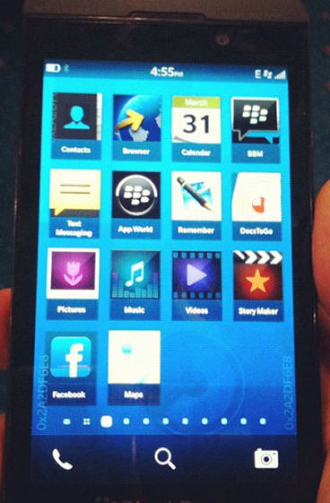 Os aplicativos do BlackBerry 10, destaque para o editor de vídeos Story Maker (Foto: Reprodução)
