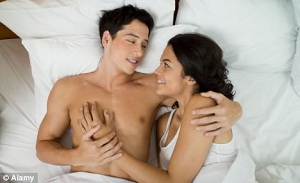 Segundo pesquisa, as redes sociais são mais tentadoras do que sexo e cigarro (Foto: Reprodução)