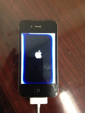 iPhone que ficou submerso está funcionando (Foto: Reprodução)