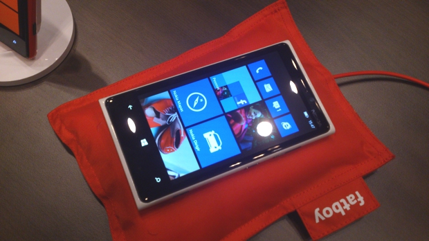Nokia Lumia 920 (Foto: Allan Melo / TechTudo)