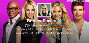 Pefil de Britney no Twitter mostra rosto bem diferente do da revista (Foto: Reprodução)