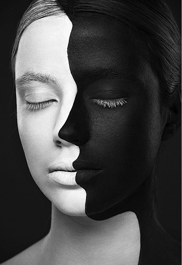 Pintura da série Weird Beauty traz perfil em preto pintado sobre rosto de modelo para criar ilusão de ótica (Foto: Alexander Khokhlov e Valerya Kutsan)