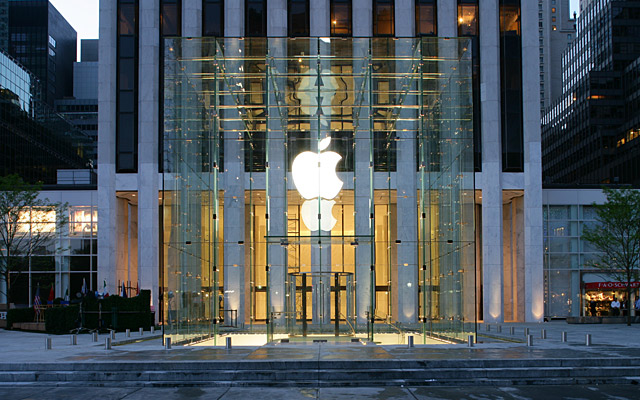 Apple Store na Quinta Avenida, em Nova York (Foto: Divulgação)