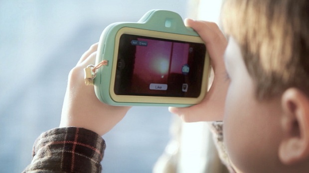 Projeto ACA Camera Kit deixa o iPhone como um câmera adapta para crianças (Foto: Divulgação/ KickStarter )