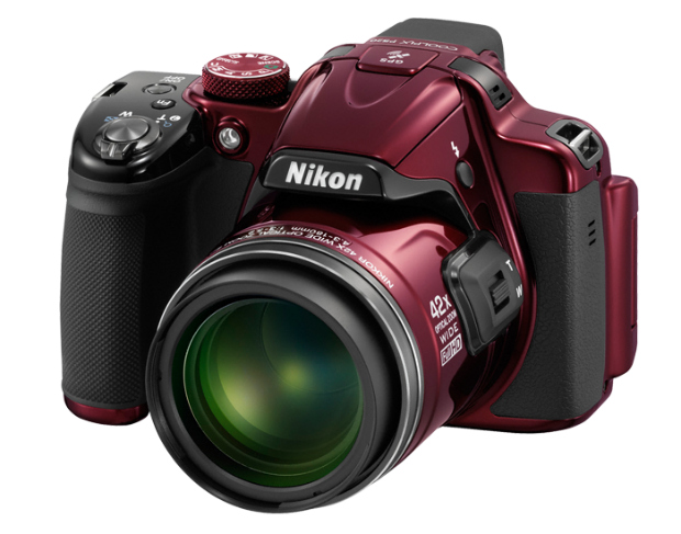 A Nikon P520 é uma câmera para quem quer um bom zoom compacto (Divulgação)