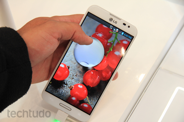 Optimus G Pro vem equipado com Android 4.1 Jelly Bean (Foto: Allan Melo/TechTudo)