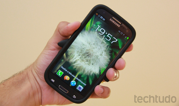 Existem várias capinhas à venda para o Galaxy S3 (Foto: Allan Melo / TechTudo)