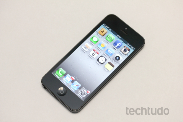 iPhone 5, agora com tela de 4 polegadas (Foto: Allan Melo / TechTudo)