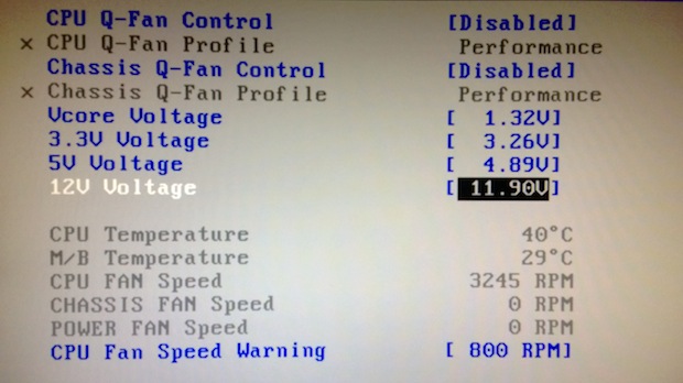 Verificando temperatura da CPU na BIOS (Foto: Reprodução/Helito Bijora)