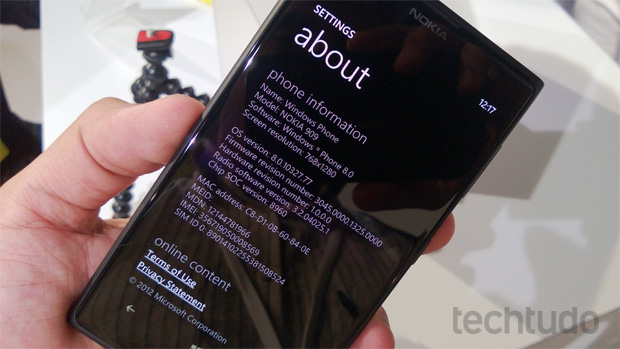 Especificações do Lumia 920: no fim das contas, só a câmera surpreendeu (Foto: Allan Melo/TechTudo)