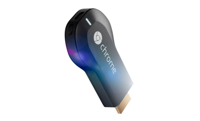 Chromecast usa porta HDMI para transformar qualquer TV em uma SmartTV (Foto: Divulgação)