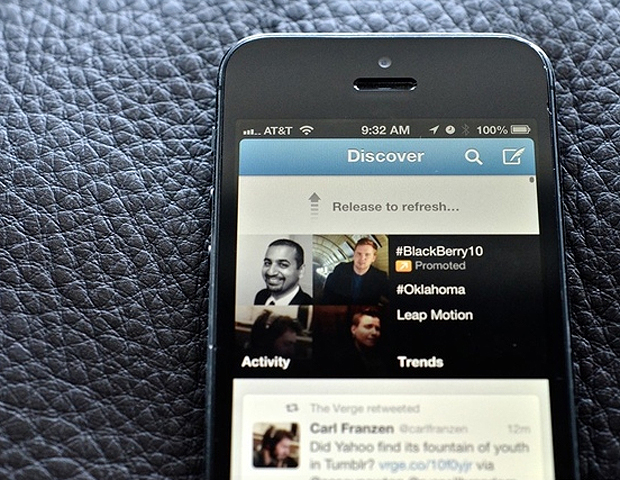 Twitter posts now indicates and most popular people to follow you (Photo: Playback / The Verge)
