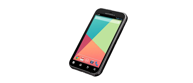 Lançado em 2010, Motorla Defy recebeu instalação não-oficial do Android 4.4 (Foto: Montagem/Paulo Alves)