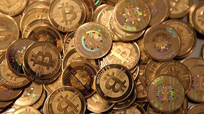 Bitcoins são utilizadas por diversas pessoas no mundo, inclusive hackers