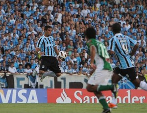 André Lima e Borges do Grêmio (Foto: Divulgação / Site oficial)
