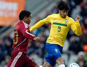 alexandre pato brasil venezuela copa américa (Foto: Agência Reuters)