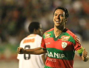 Marco Antônio gol Portuguesa (Foto: Ag. Estado)