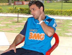 Montillo do Cruzeiro durante entrevista (Foto: Leonardo Simonini / Globoesporte.com)