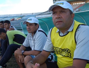 Técnico do Botafogo-PB, Suélio Lacerda (Foto: Expedito Madruga)